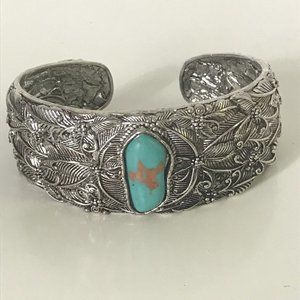 Silver Tone Faux Turquoise Cuff Bracelet Carved Flower Leaf Pattern Southwestern